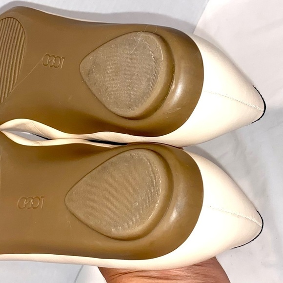LOGO by Lori Goldstein Pointed Toe Ballerina Flats Cream Black Trim Size 10 - Picture 8 of 8